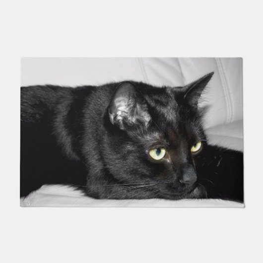 かわいい黒猫の肖像画 ドアマット (正面)