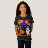 かわいい黒猫の魔女と幽霊のハロウィン🎃 Tシャツ (正面フル)