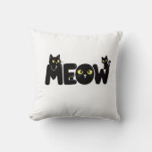 かわいい黒猫の鳴き声Tシャツ クッション (正面)