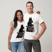 かわいい黒猫コーヒー本Tシャツ Tシャツ (ユニセックス)