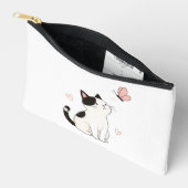 かわいい黒白の猫とピンクの蝶々 アクセサリーポーチ (見開き)