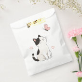 かわいい黒白の猫とピンクの蝶々 フェイバーバッグ (封をした状態)