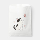 かわいい黒白の猫とピンクの蝶々 フェイバーバッグ (正面)