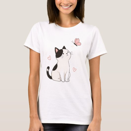 かわいい黒白の猫とピンクの蝶々 Tシャツ (正面)