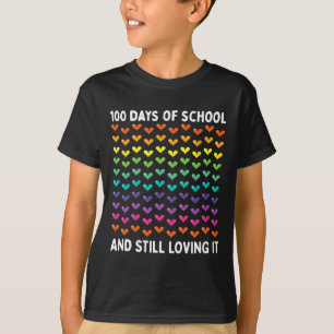 かわいい100日の学校と愛し続けるハート Tシャツ