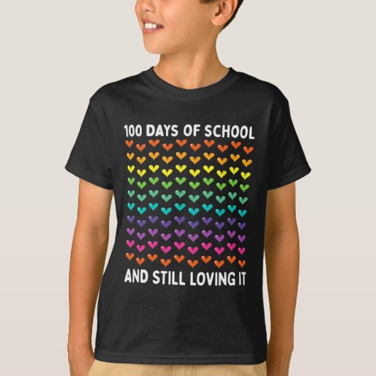 かわいい100日の学校と愛し続けるハート Tシャツ (正面)