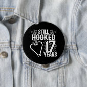 かわいい17周年記念結婚したカップル17年 缶バッジ (インサイチュ)