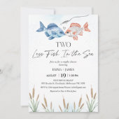 かわいい2匹の魚を海の中にブライダルカップルのシャワー 招待状 (正面)