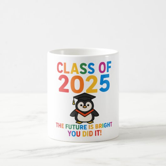 かわいい2025ペンギン卒業 コーヒーマグカップ (中央)
