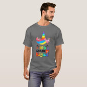 かわいい3年生ユニコーン魔法3年生バック Tシャツ (正面フル)