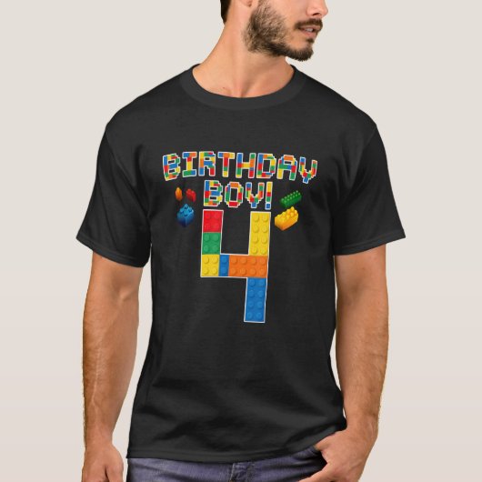かわいい4歳の誕生日4歳ブロック建物少年 Tシャツ (正面)