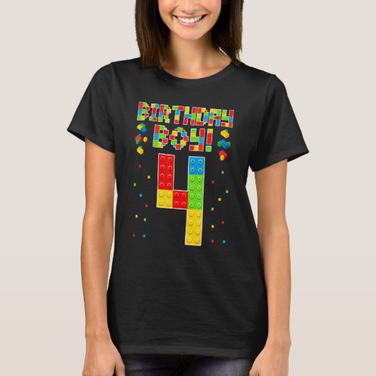 かわいい4歳の誕生日4歳ブロック建物少年 Tシャツ (正面)
