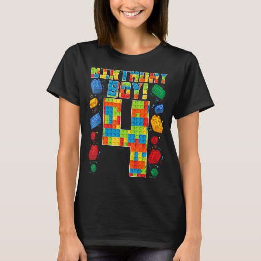 かわいい4歳の誕生日4歳ブロック建物少年 Tシャツ (正面)
