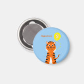 かわいい5th birthday tigerの名前を追加 マグネット (正面/裏面)