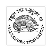 かわいい9帯のアルマジロ 図書館の本の名前 セルフインキングスタンプ (デザイン)