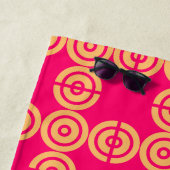 かわいい ネオン ピンク ウェディング パーティー お土産 パーソナライズ B ビーチタオル (インサイチュ)