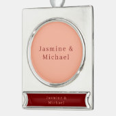 かわいい ミニマリスト ワインレッド & ピンクの名前 シルバープレートバナーオーナメント (左)