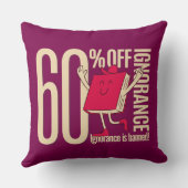 かわいい 不思議な 赤い本のキャラクター クッション (裏面)