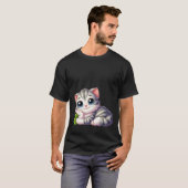 かわいい 夢みる グレー 子猫 ブルー アイズ 猫 Tシャツ (正面フル)