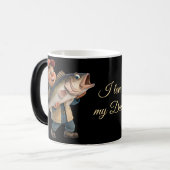 かわいい/幸せ釣り人と大きな魚 モーフィングマグカップ (正面左)