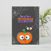 かわいい＆怖い スケアディキャットとパンプキンの誕生日 招待状 (スタンド正面)