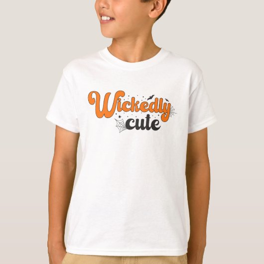 かわいい – 魔法のハロウィーンの夜のパターン Tシャツ (正面)