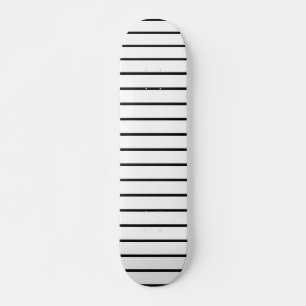 かわいい 黒 白 ストライプ スケートボード
