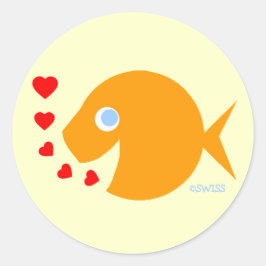 かわいいCartoonFishバレンタインデーのシールが大好き ラウンドシール