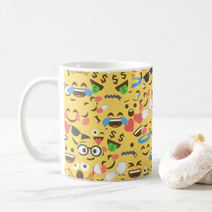 かわいいemoji愛はキスがパターン笑い微笑するのを聞きます コーヒーマグカップ