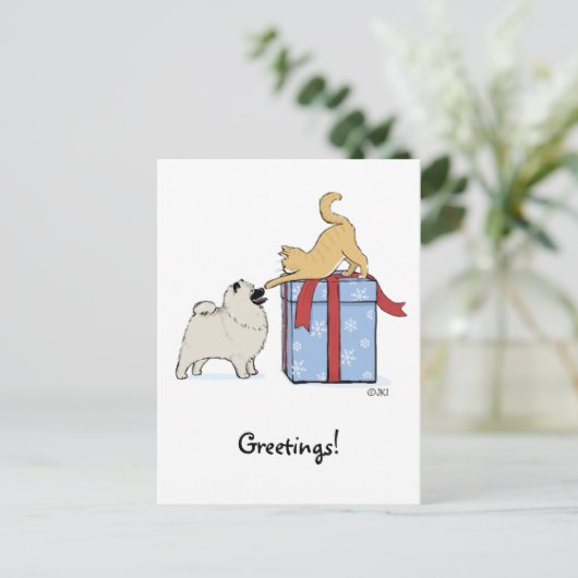 かわいいKeeshondの子犬および子ネコのクリスマス シーズンポストカード (スタンド正面)