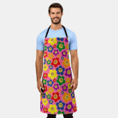 かわいいLGBTレインボーフラワーパターン – ピンク エプロン (着用した状態)