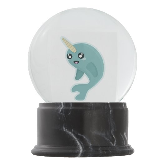 かわいいNarwhal スノーグローブ (正面)