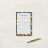 かわいいNYCパターンダークグレー名前をカスタムする ポストイット (デスク上)