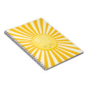 かわいいSKY明るいはっきりした黄色の笑顔の太陽の光 ノートブック (右側)