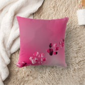 かわいくおもしろいなピンク及び白い猫の足 クッション (ブランケット)