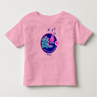 かわいくカスタマイズ可能でおもしろいで小さいピンクの女の子モンスター トドラーTシャツ