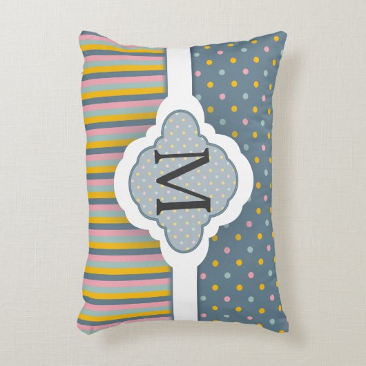 かわいくカスタムなモノグラムの水玉模様のストライプなパターン アクセントクッション (正面(垂直))