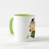 かわいくカスタムな卒業の漫画のフクロウ及び名前のマグ マグカップ (正面左)