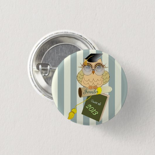 かわいくカスタムな卒業の漫画のフクロウ及び名前ボタン 缶バッジ (正面&裏面)