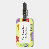 かわいくカラフルなビーチサンダルのプリント-黄色 ラゲッジタグ (正面縦)