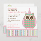 かわいくカラフルなフクロウの子供の誕生日のパーティの招待状 招待状 (正面/裏面)