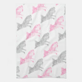 かわいくガーリーなピンクの灰色の水彩画のチワワパターン キッチンタオル (縦)