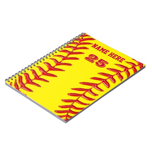 かわいくパーソナライズなソフトボールのノート、あなたの文字 ノートブック (左側)