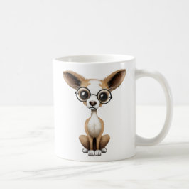 かわいく好奇心が強いチワワの身に着けている目ガラス コーヒーマグカップ