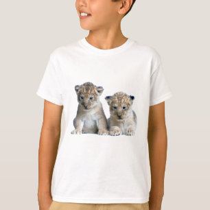 かわいく小さいライオンの子のTシャツ Tシャツ