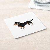 かわいく小さい黒およびタンのダックスフント- Doxie犬 スクエアペーパーコースター (アングル)