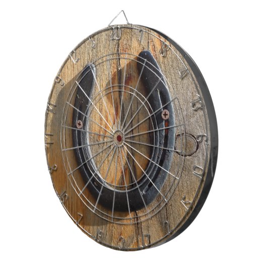 かわいく素朴な西部の幸運の蹄鉄の木製の一見 ダーツボード (正面右)