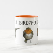 かわいく赤いロビン鳥のコーヒー・マグのイラストレーション ツートーンマグカップ (中央)