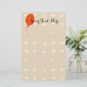 かわいく赤い気球の傘家族のパーティーのベビーの子供 便箋 (スタンド正面)