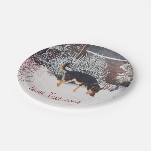 かわいく黒いおよび黄褐色の犬との冬の雪場面 ペーパープレート (アングル)